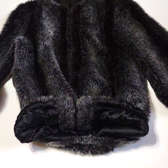 Monterey Fashions Faux Fur Coat Vintage Fur Coat - Picture 7 of 17